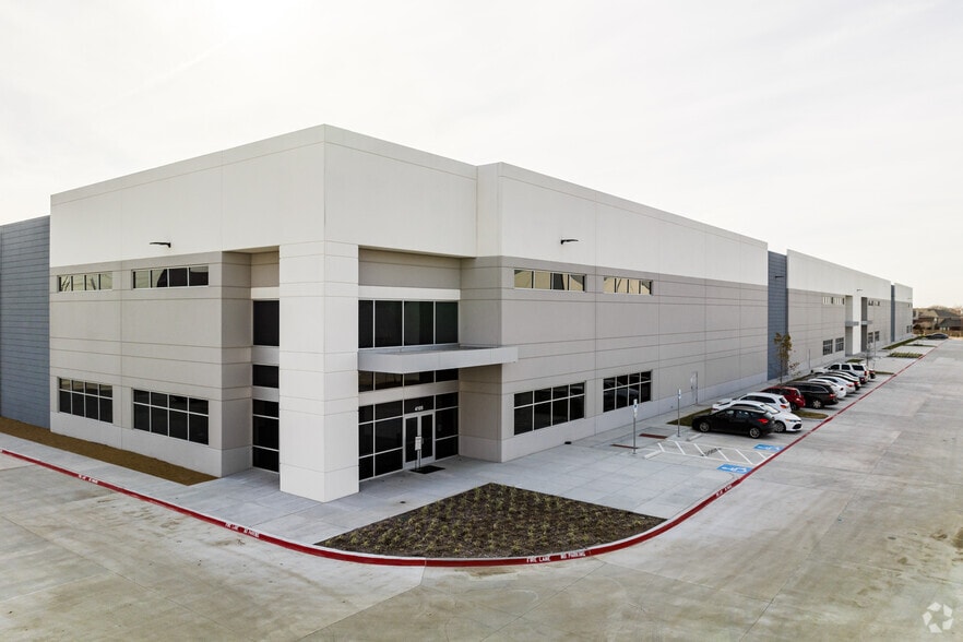 More Photos Of NE Corner Of Memorial Dr & Standridge Dr, The Colony Unknown For Lease