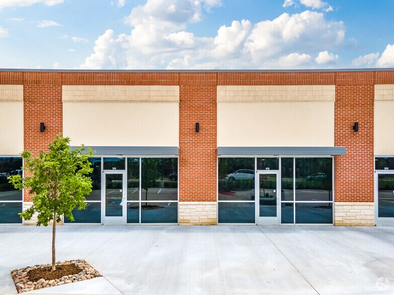 More Photos Of 2401 Little Elm Pkwy, Little Elm General Retail For Lease
