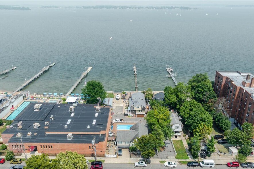 More Photos Of 720 Clarence Ave, Bronx Multifamily For Sale