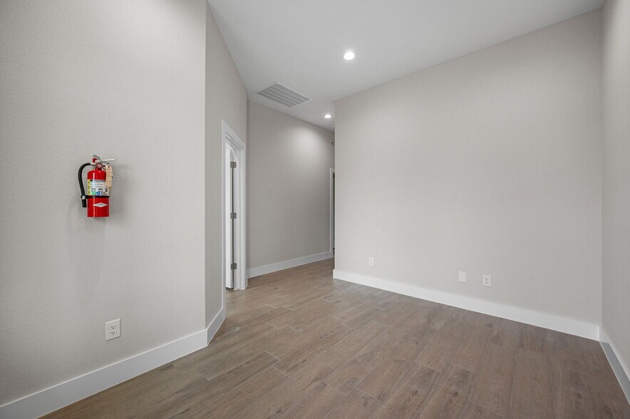 More Photos Of 2951 FM 1460, Georgetown Office For Sale