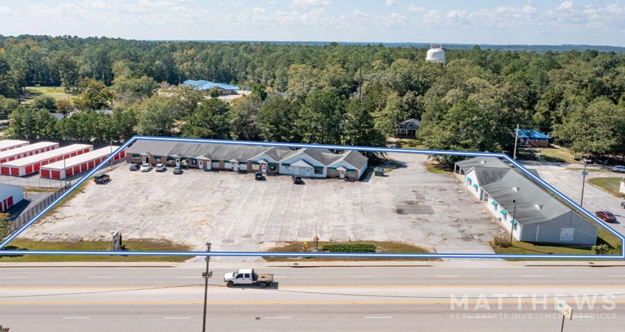 More Photos Of 2602 Broad St, Camden Self Storage For Lease
