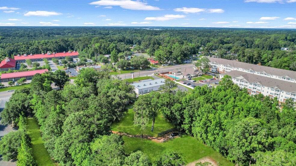 More Photos Of 4410 Ogeechee Rd, Savannah Storefront Retail Office For Lease