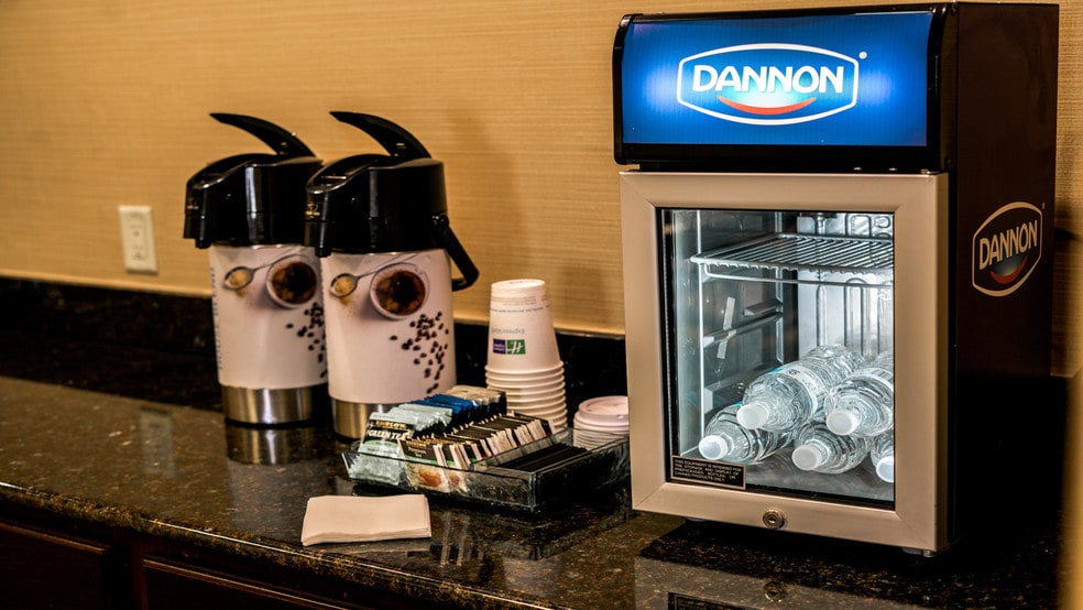 More Photos Of 3119 Perryton Pkwy, Pampa Hotel For Sale