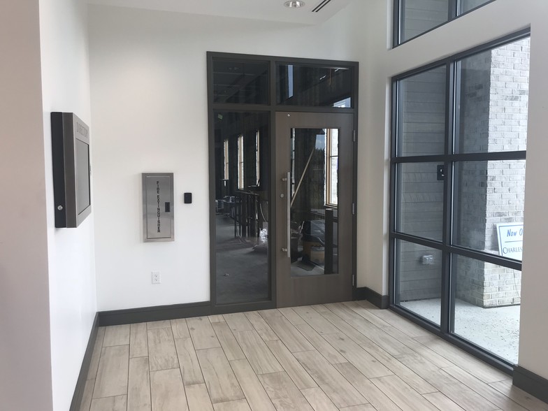 More Photos Of 2001 2nd Ave, Summerville Office For Lease