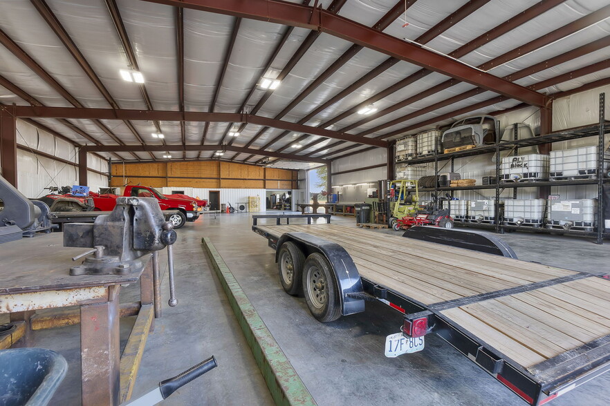 More Photos Of 2948 State Highway V, Matthews Light Manufacturing For Sale