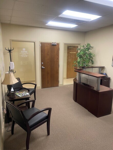 More Photos Of 476 Heritage Park Blvd, Layton Office For Lease