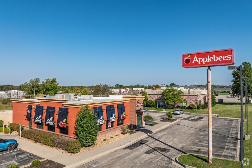 More Photos Of 700 S Kansas Ave, Clinton General Retail For Sale