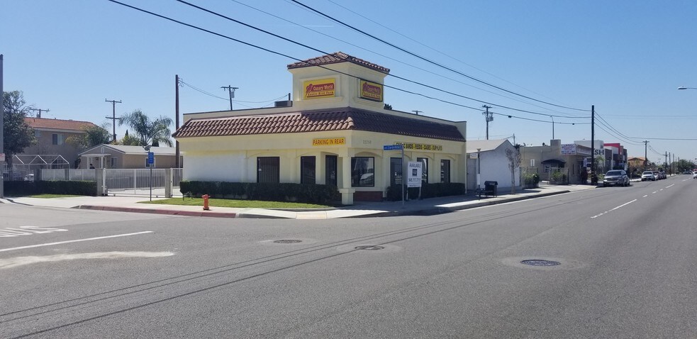 More Photos Of 13250 Rosecrans Ave, Norwalk Storefront For Lease