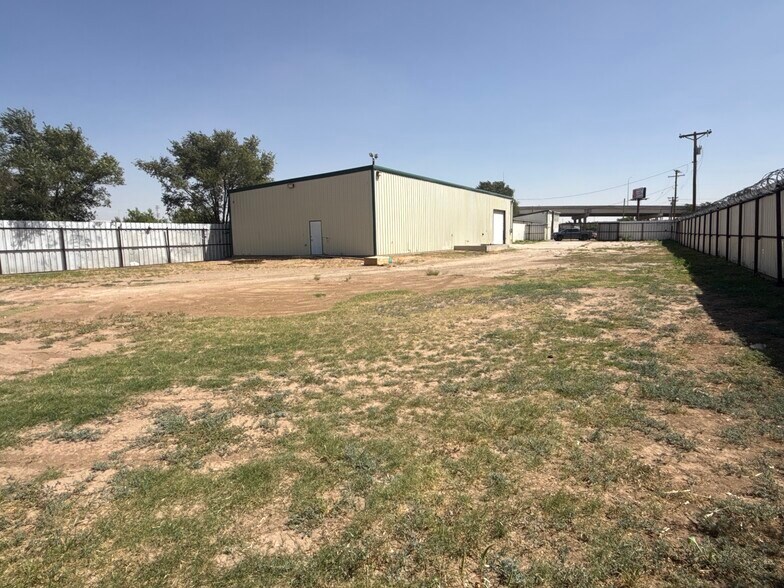 More Photos Of 1100 SW 1st Ave, Amarillo Warehouse For Sale
