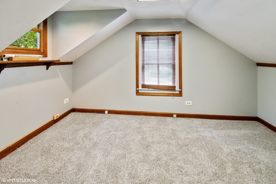 More Photos Of 438 N Hough St, Barrington Office For Sale