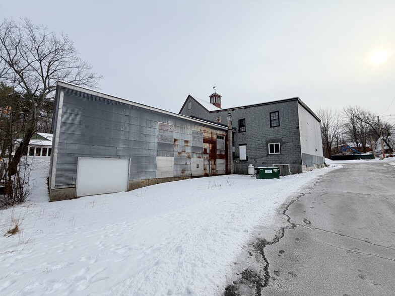 More Photos Of 8 Dunster Ave, Greenville Storefront Retail Residential For Sale