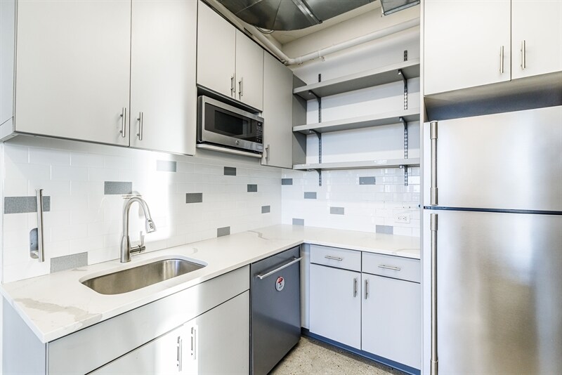 More Photos Of 305 Seventh Ave, New York Office For Lease