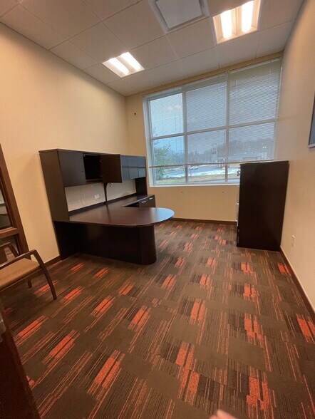 More Photos Of 84 N Plank Rd, Newburgh Storefront For Lease