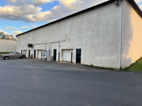 More Photos Of 15349 Brandy Rd, Culpeper Storefront Retail Office For Lease