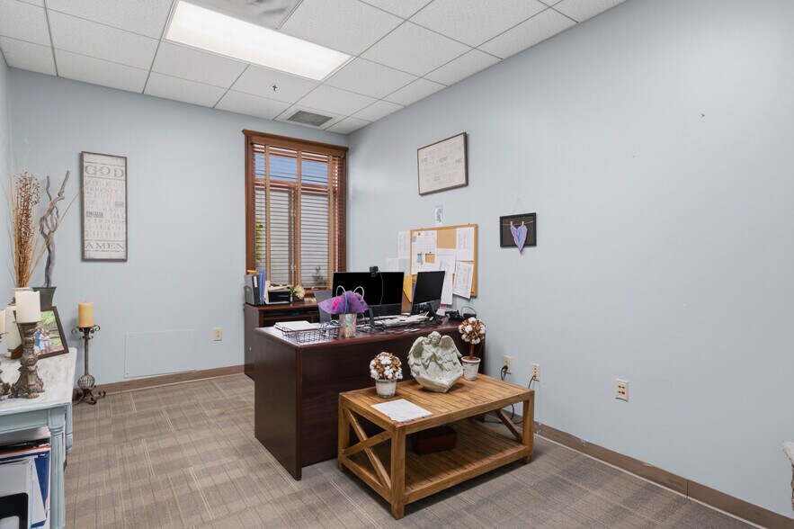 More Photos Of 450 Towne Center Blvd, Ridgeland Skilled Nursing Facility For Sale