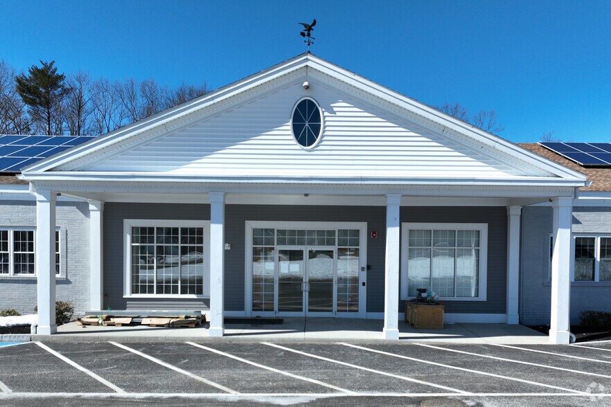 More Photos Of 376 Boston St, Topsfield Medical For Lease