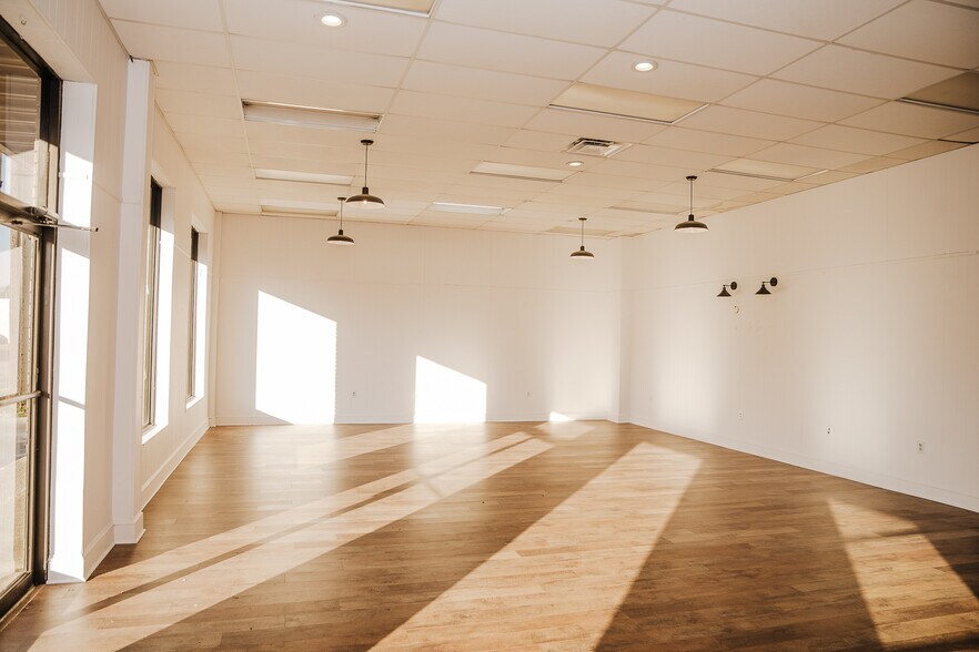 More Photos Of 603 Pilgrim Ave, Muscle Shoals Flex For Sale