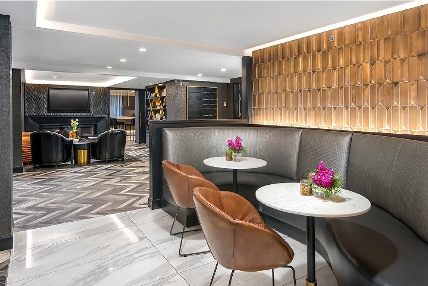 More Photos Of 1 E Delaware Pl, Chicago Apartments For Lease