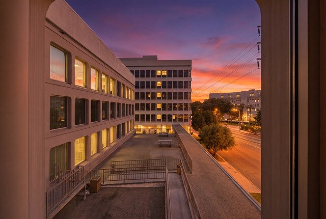 More Photos Of 2727 W Alameda Ave, Burbank Medical For Lease