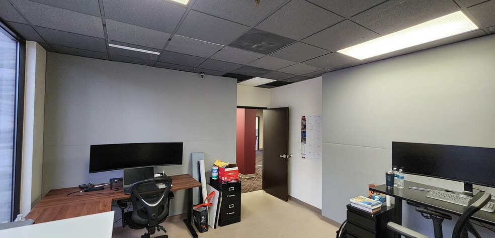 More Photos Of 3790 Paradise Rd, Las Vegas Office For Lease