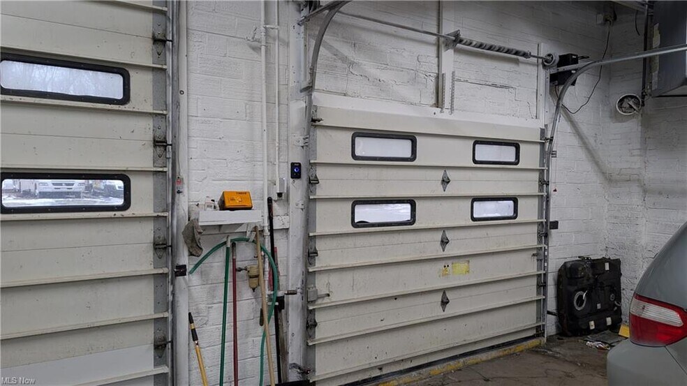 More Photos Of 22745 Alliance Sebring Rd, Alliance Light Manufacturing For Sale