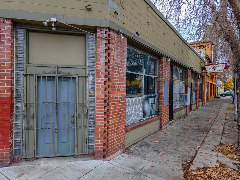 More Photos Of 5428 San Pablo Ave, Oakland Warehouse For Sale