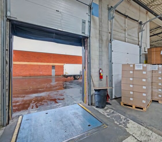 More Photos Of 6130 Tomken Rd, Mississauga Warehouse For Sale