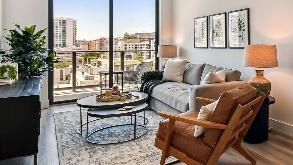 More Photos Of 345 Banyan Blvd, West Palm Beach Apartments For Lease
