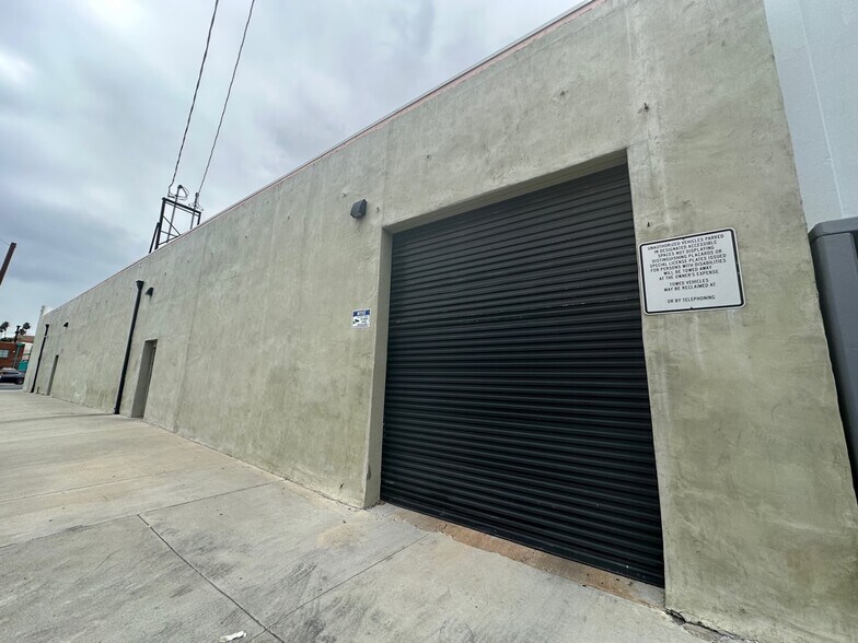 More Photos Of 3608 San Fernando Rd, Glendale Loft Creative Space For Lease