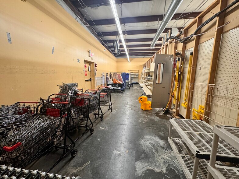 More Photos Of 4404 Old Rural Hall Rd, Winston-Salem Freestanding For Lease