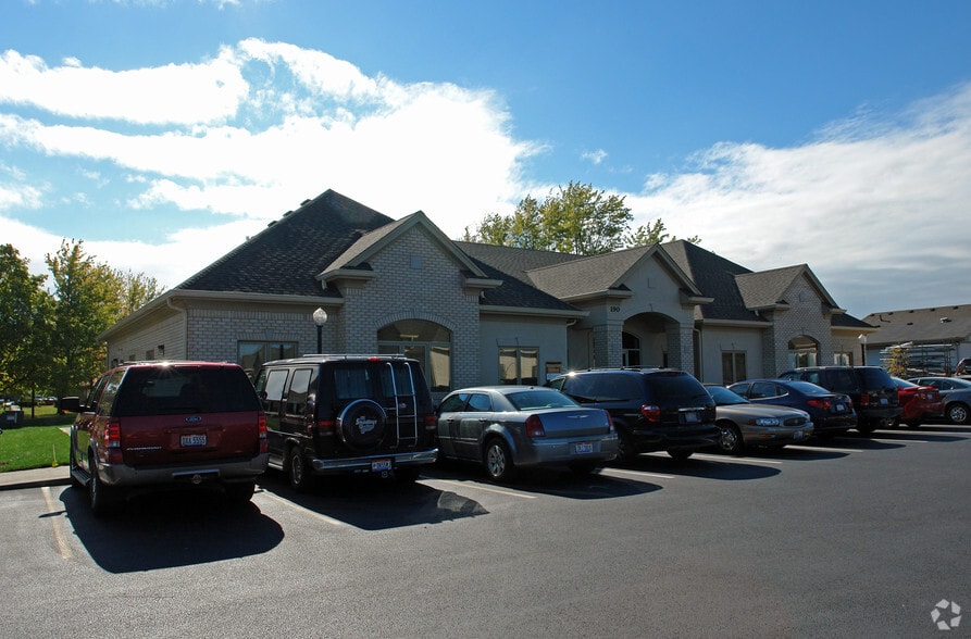 More Photos Of 55-90 Rhoads Center Dr, Dayton Unknown For Lease