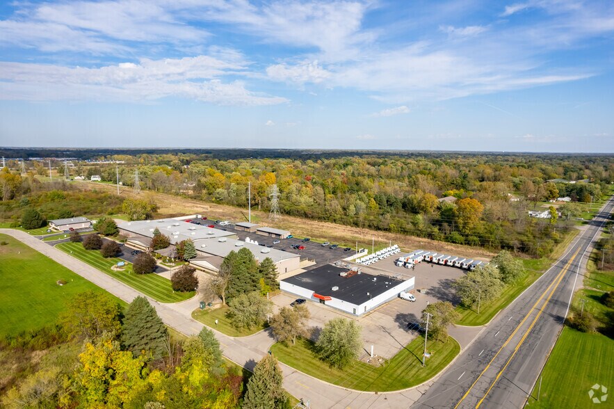 Primary Photo Of 1507 Walli Strasse Dr, Burton Freestanding For Sale