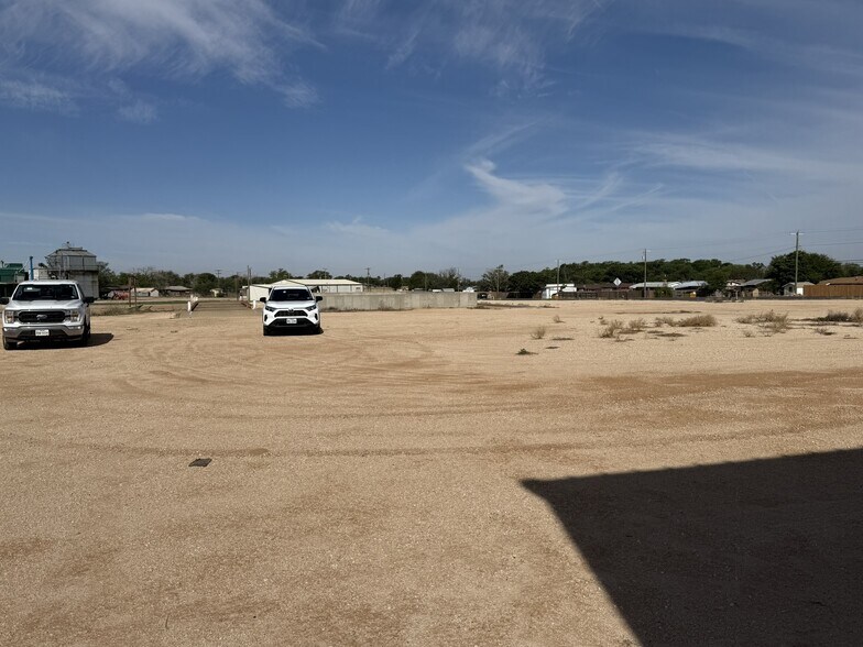 More Photos Of , Lamesa Industrial For Sale