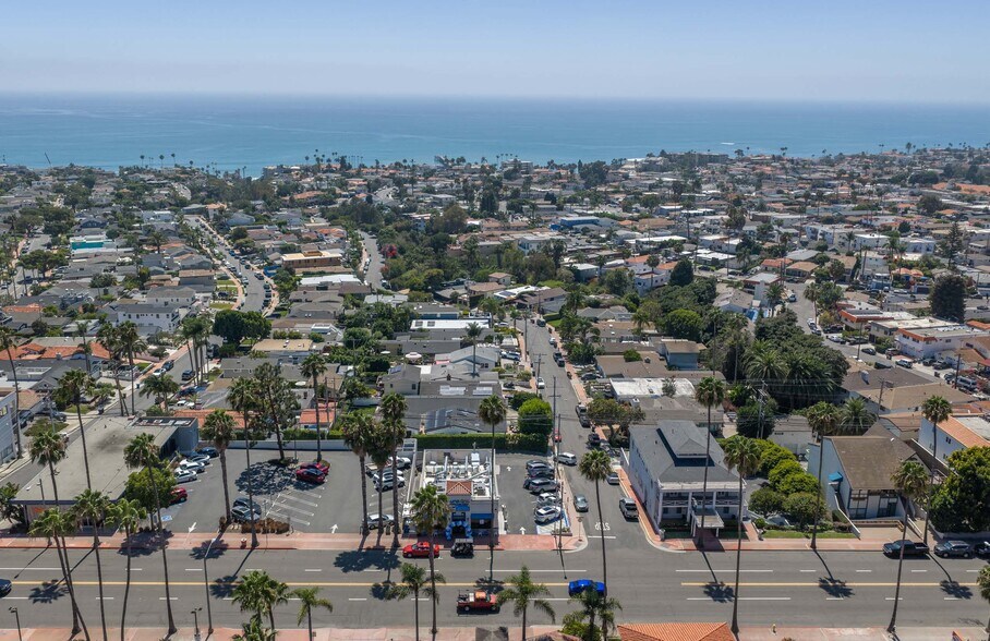 More Photos Of 700 S El Camino Real, San Clemente Fast Food For Sale