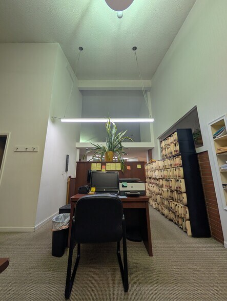 More Photos Of 10720 W 7 Mile Rd, Detroit Office For Sale