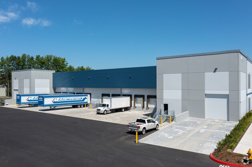 More Photos Of 6750 S 228th St, Kent Distribution For Lease