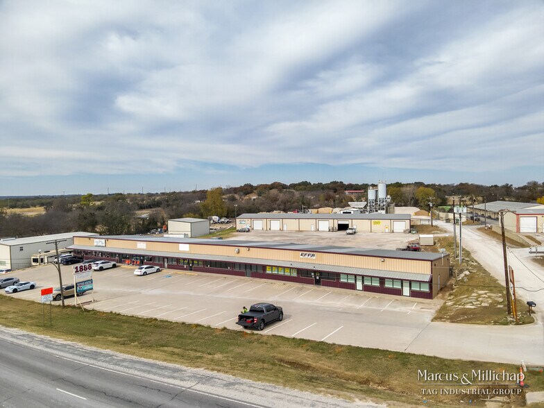 Primary Photo Of 1886 Mineral Wells Hwy, Weatherford Warehouse For Sale