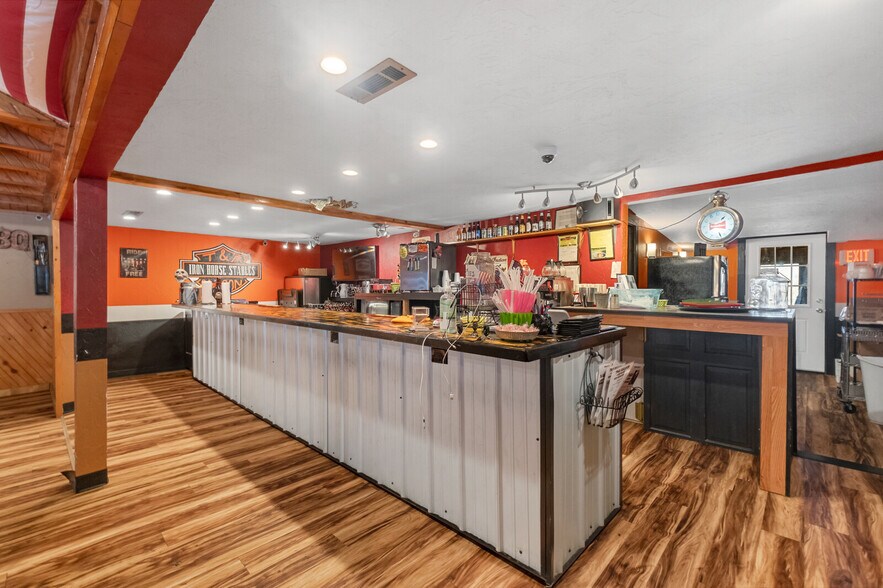 More Photos Of 7450 Highway 187, Eureka Springs Restaurant For Sale