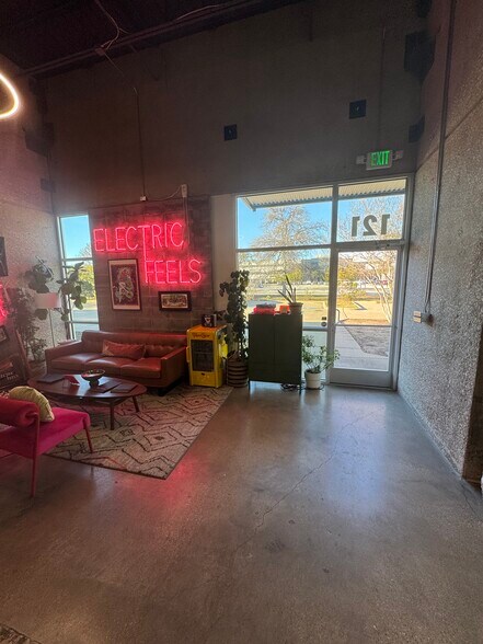 More Photos Of 1380 River Bend Dr, Dallas Loft Creative Space For Sale