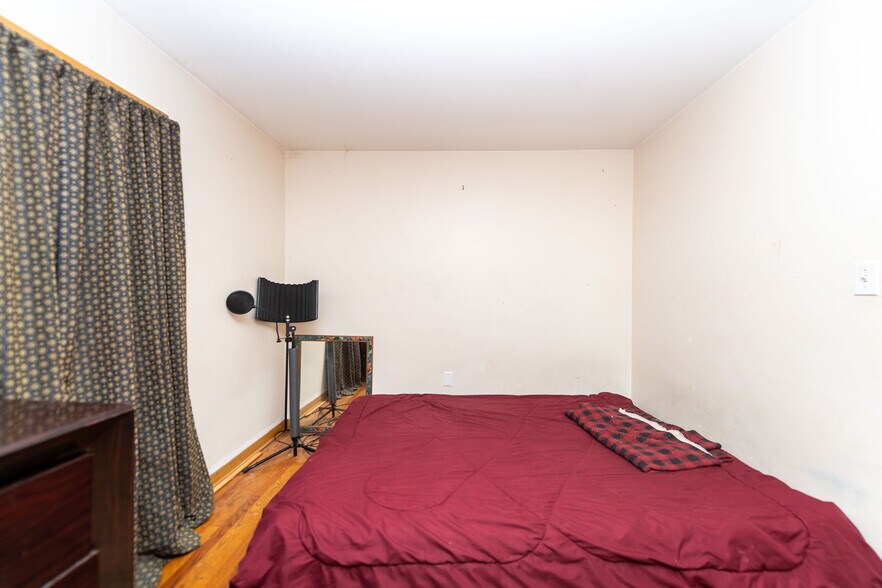 More Photos Of 663 Babbitt Rd, Euclid Multifamily For Sale