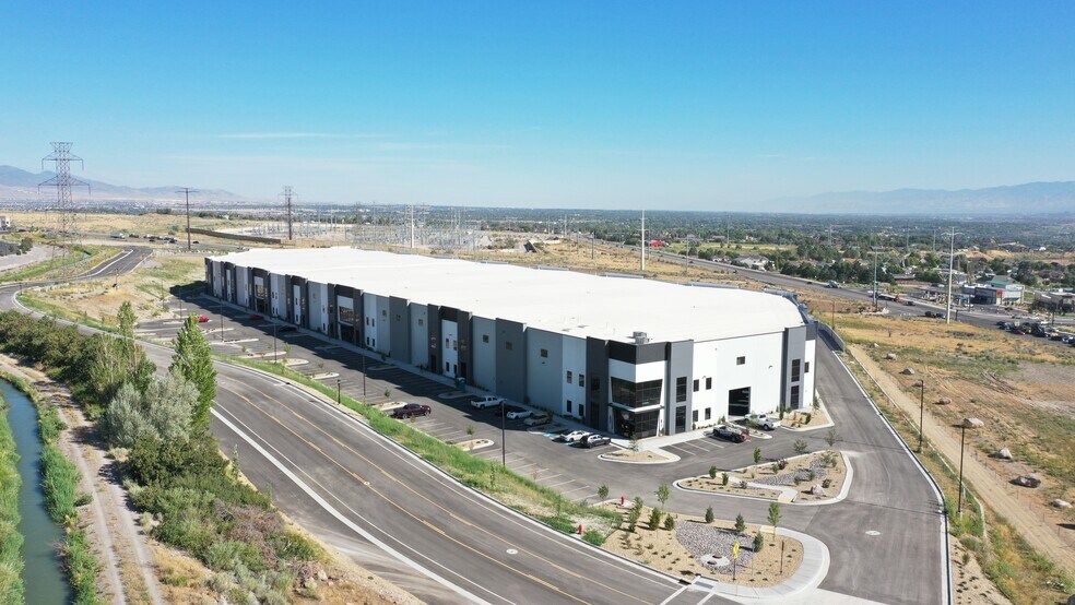 More Photos Of 15897 South Axia Drive, Herriman Warehouse For Lease