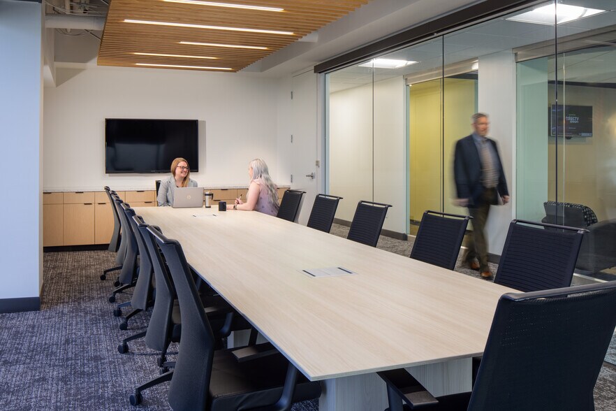 More Photos Of 215 S State St, Salt Lake City Office For Lease