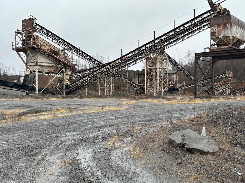 More Photos Of 1040 Main st, Carbondale Land For Sale