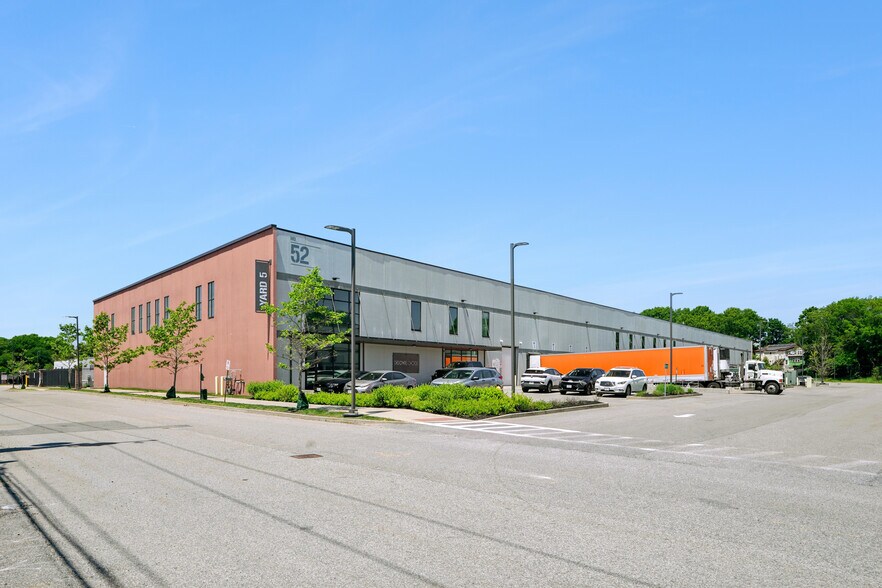 Primary Photo Of 52 Industrial Dr, Hyde Park Unknown For Lease