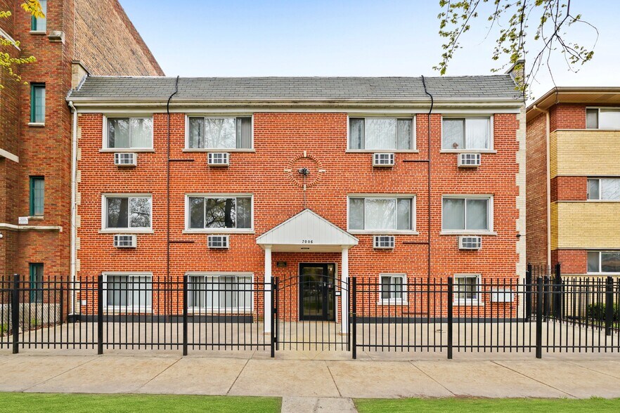 Primary Photo Of 7006 S Cregier, Chicago Apartments For Sale