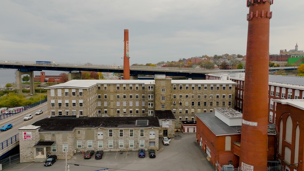 More Photos Of 18 Pocasset St, Fall River Light Manufacturing For Lease