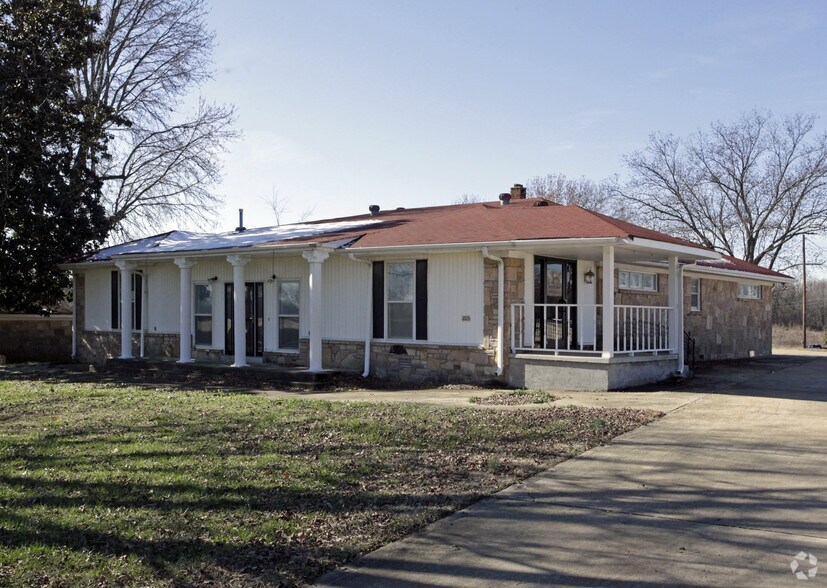 More Photos Of , Atoka Office For Sale