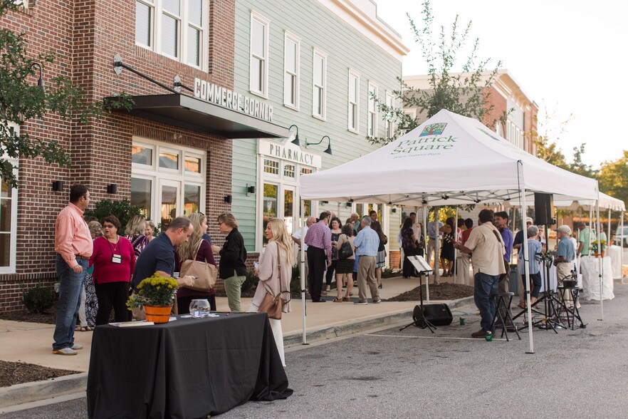 More Photos Of 141-151 Thomas Green Blvd, Clemson Unknown For Lease