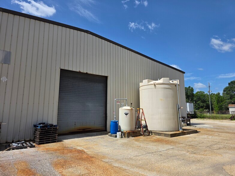 More Photos Of 9646 Highway 20 W, Freeport Distribution For Sale
