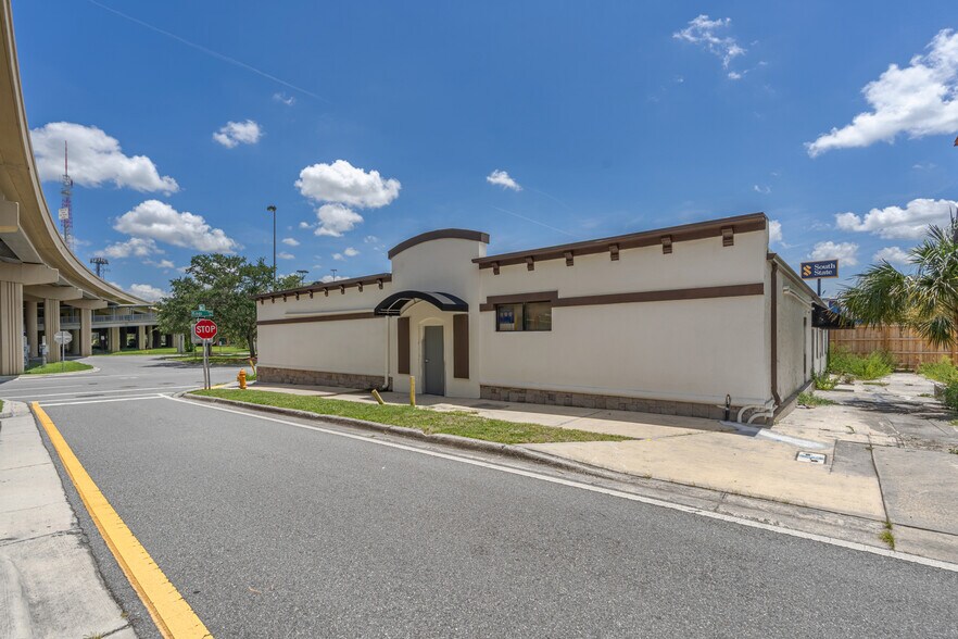 More Photos Of 1200 Kings Ave, Jacksonville Freestanding For Lease